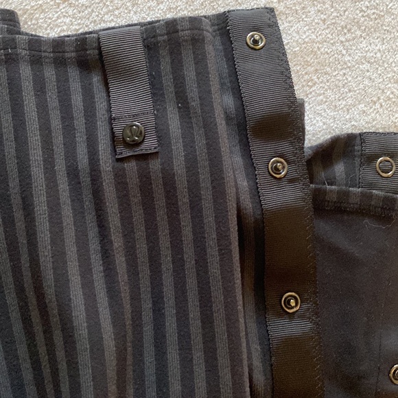 Lululemon Adjustable Wrap/Scarf - Picture 3 of 6